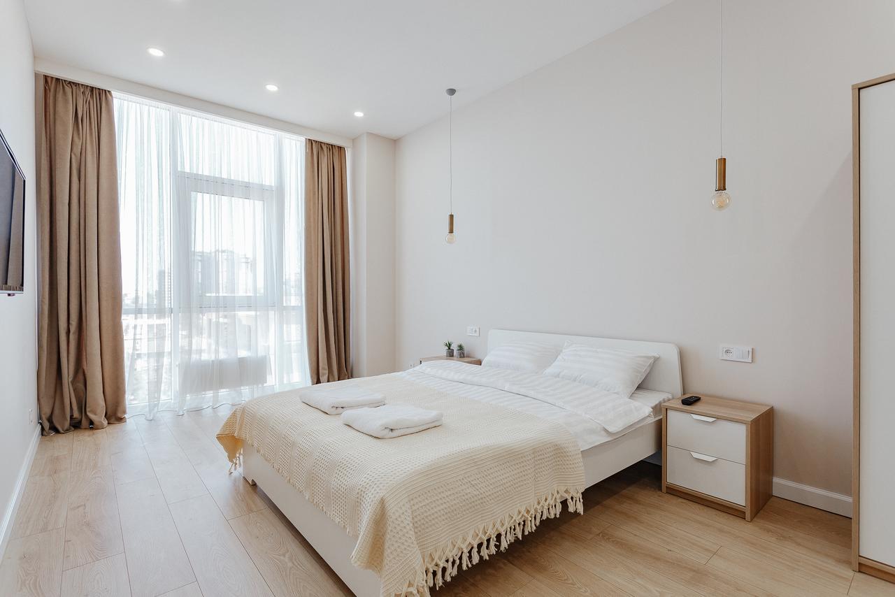 Skycity Apartments Odessa Exterior photo